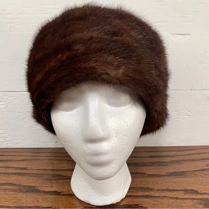 Vintage pill box Riri Gogo paris New york (made caps) mink fur hat